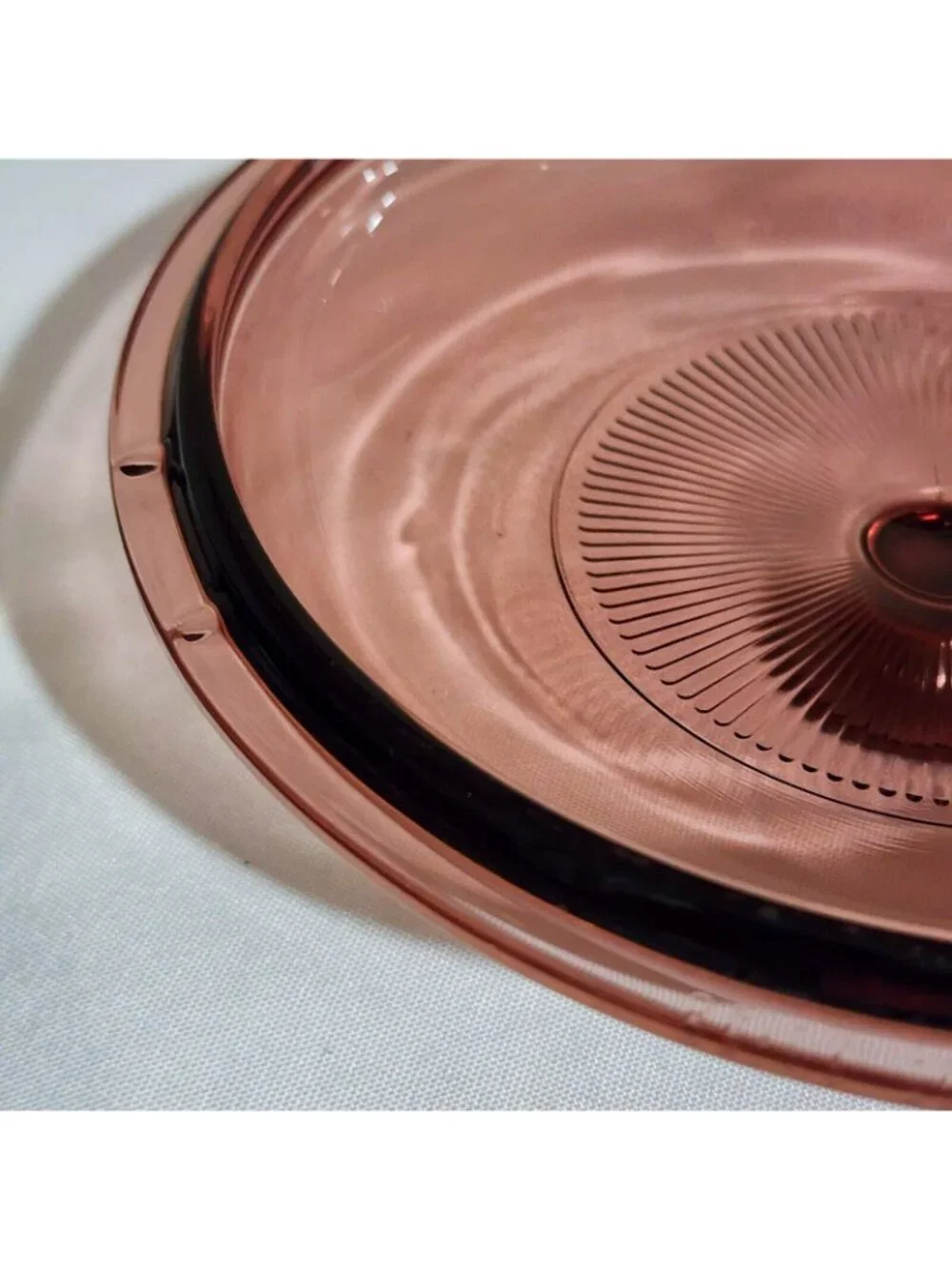 Pyrex Cranberry Ribbed Lid 7.25